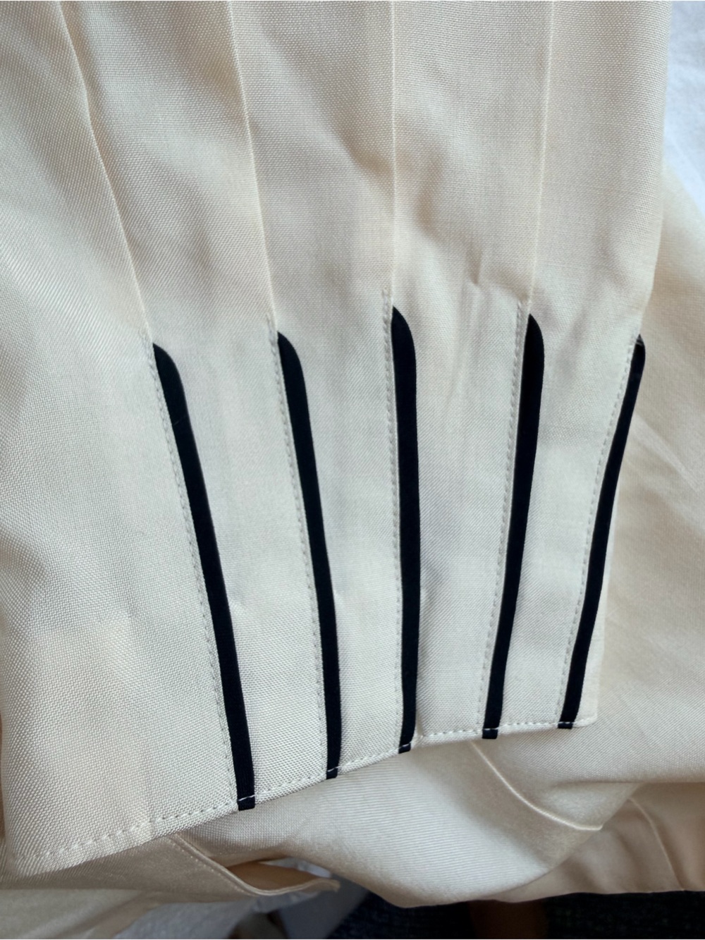 Matsuda Vintage Cream Silk Long-Sleeve Button with Black Piping Button Top | M - Picture 6 of 8